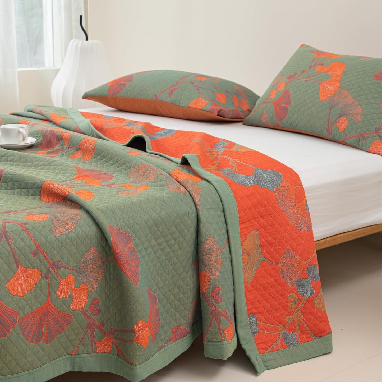 Elara — Reversible Botanical Cotton Quilt Bedding Set