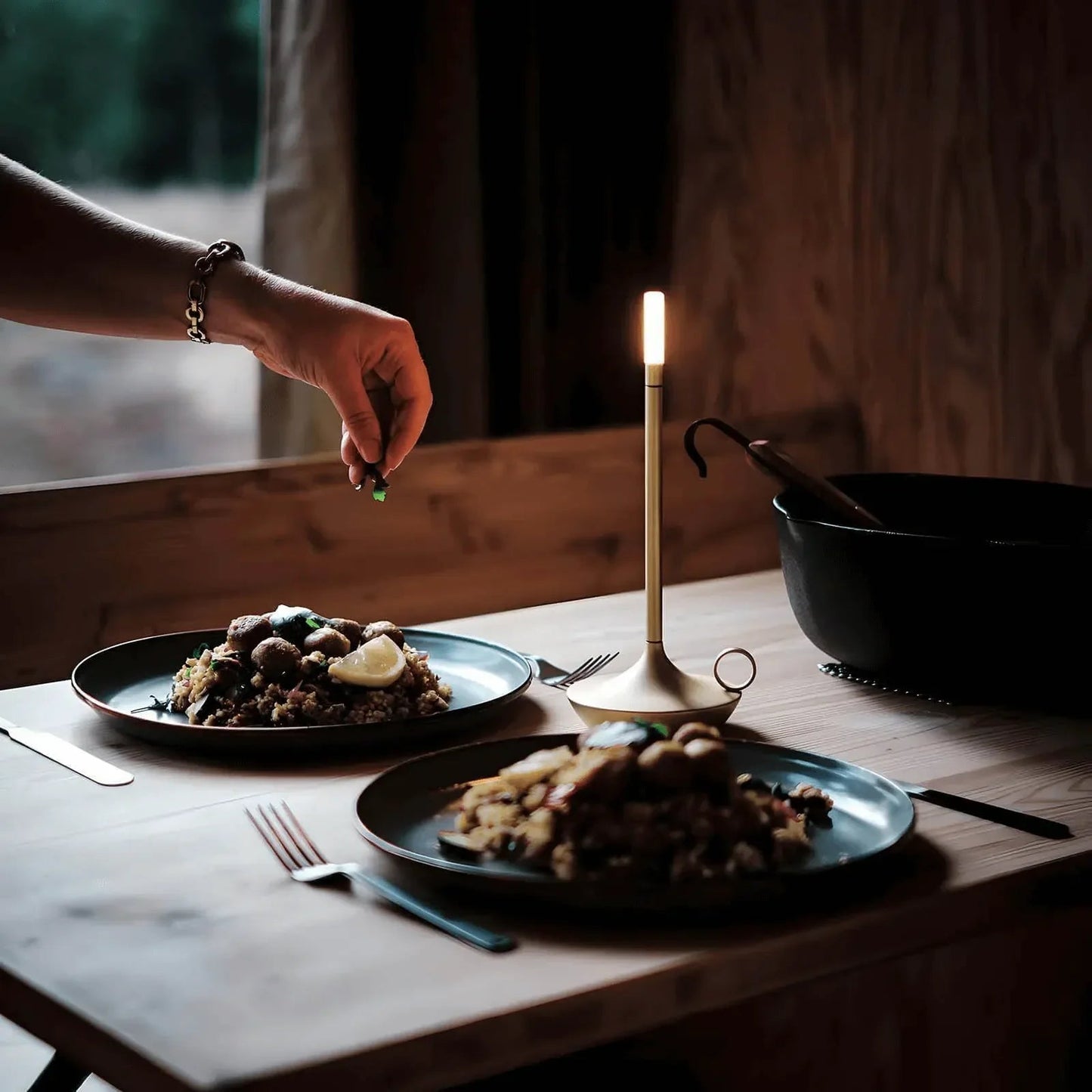 Lioren — Modern Candlestick Light with Touch Dimming and Rechargeable Battery