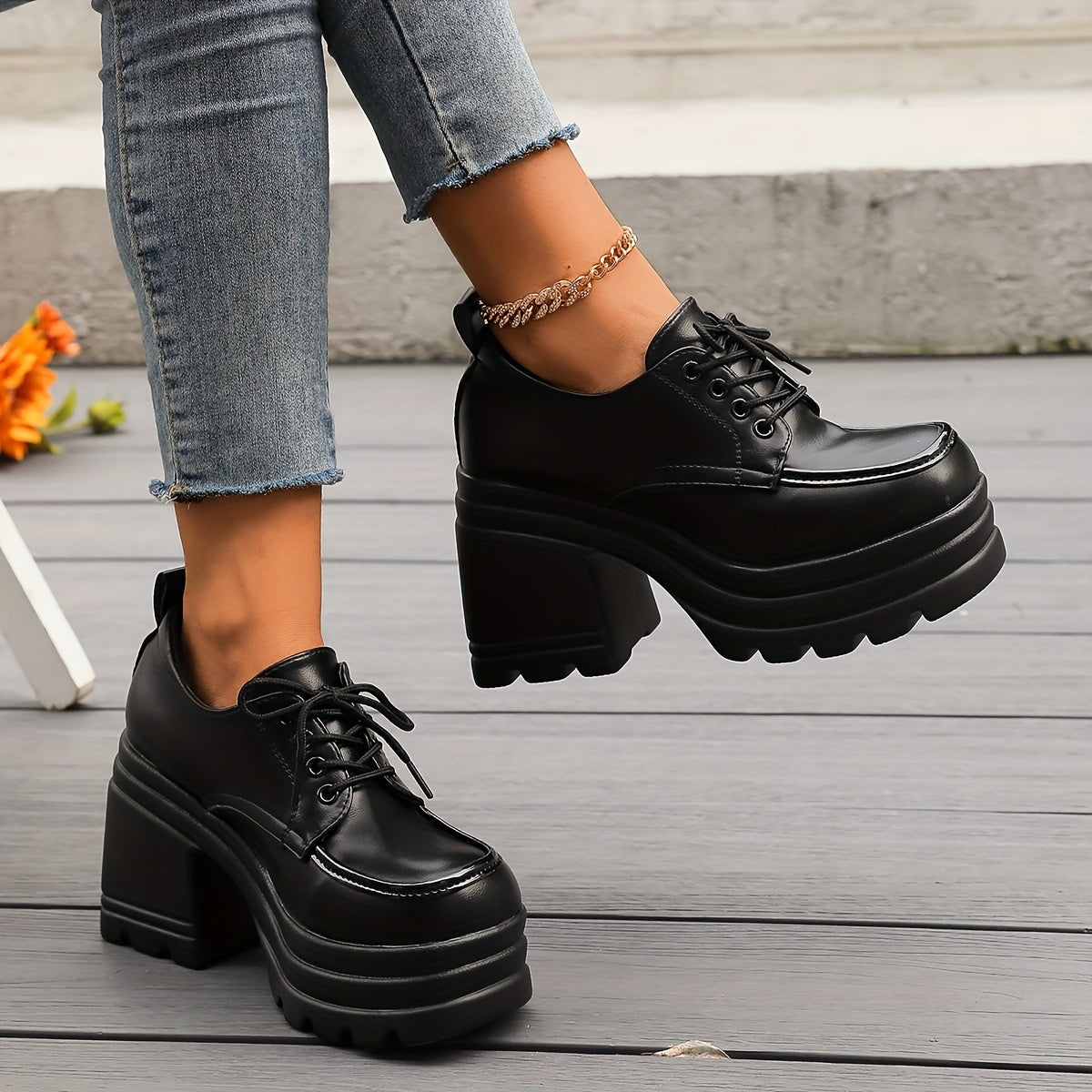 Aurelia — Retro Platform Oxfords with Cushioned Comfort