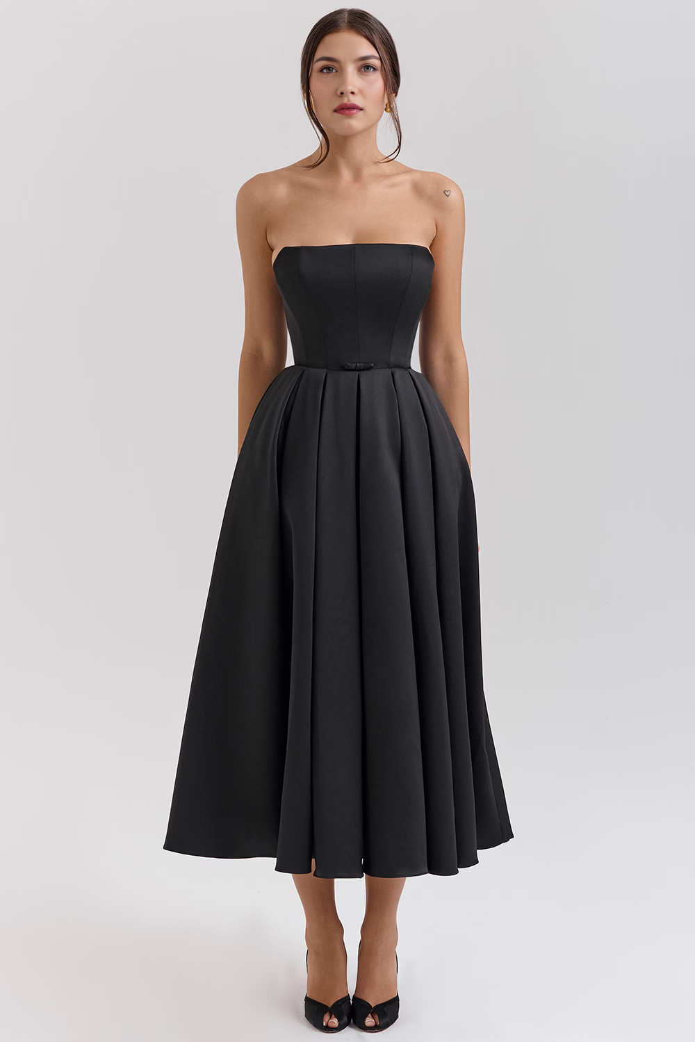 Liora — Elegant Bustier Dress with Waist-Defining Corset for Special Events