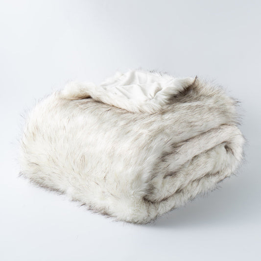 CozyLux Faux Fox Fur Throw — Plush, Eco-Friendly and Warm Blanket