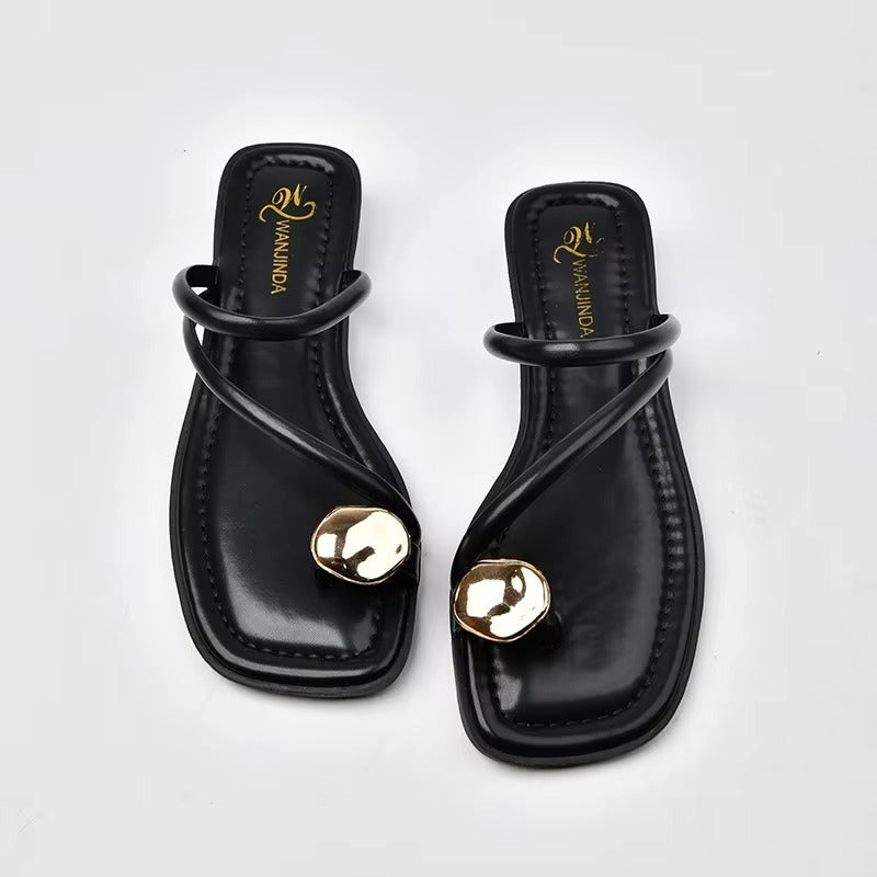 Break Free from Foot Fatigue™ — Step into All-Day Comfort and Bold Style