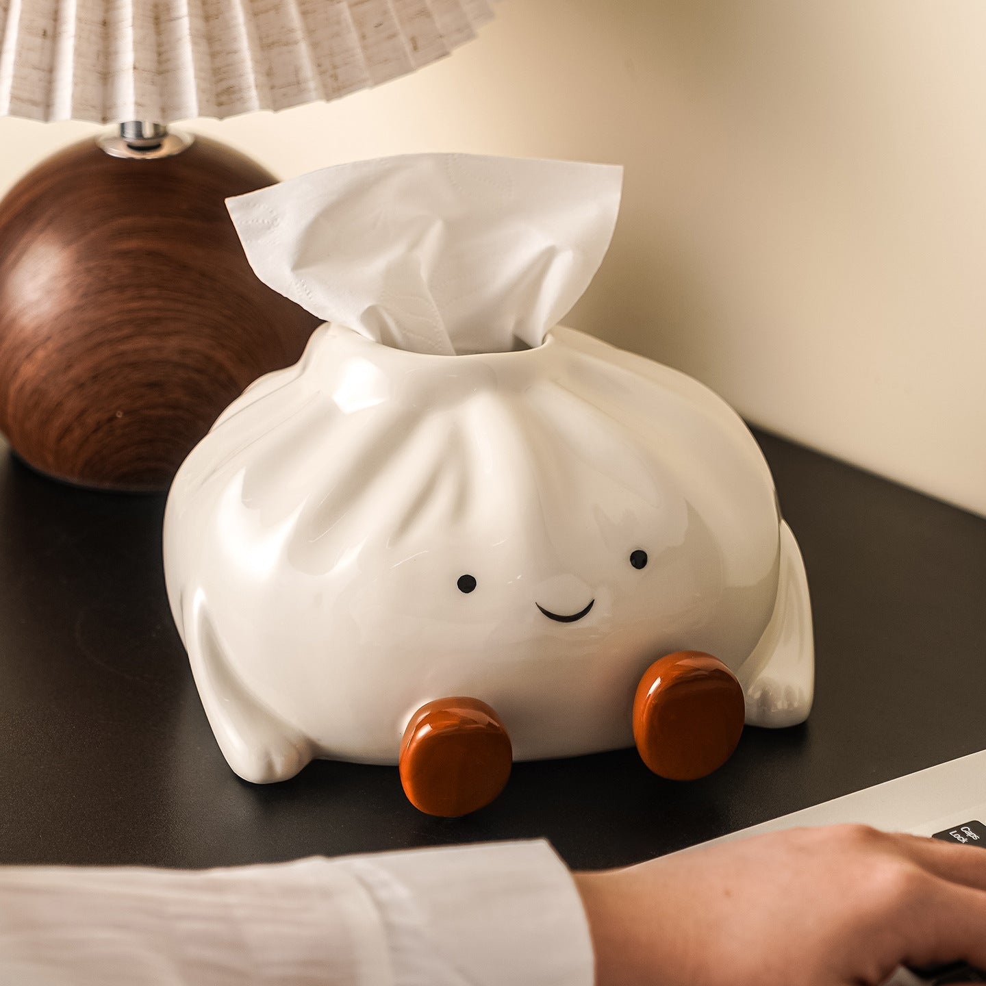 Luno — Ceramic Dumpling Tissue Holder with Glossy Finish