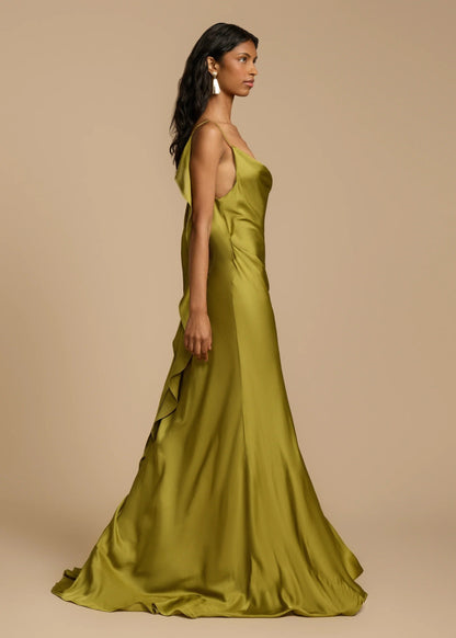 Odessa Dress™ — Turn Heads Instantly with Silky Confidence and Unstoppable Allure