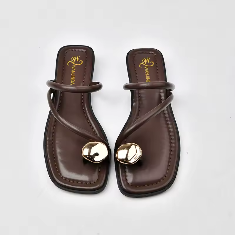 Break Free from Foot Fatigue™ — Step into All-Day Comfort and Bold Style