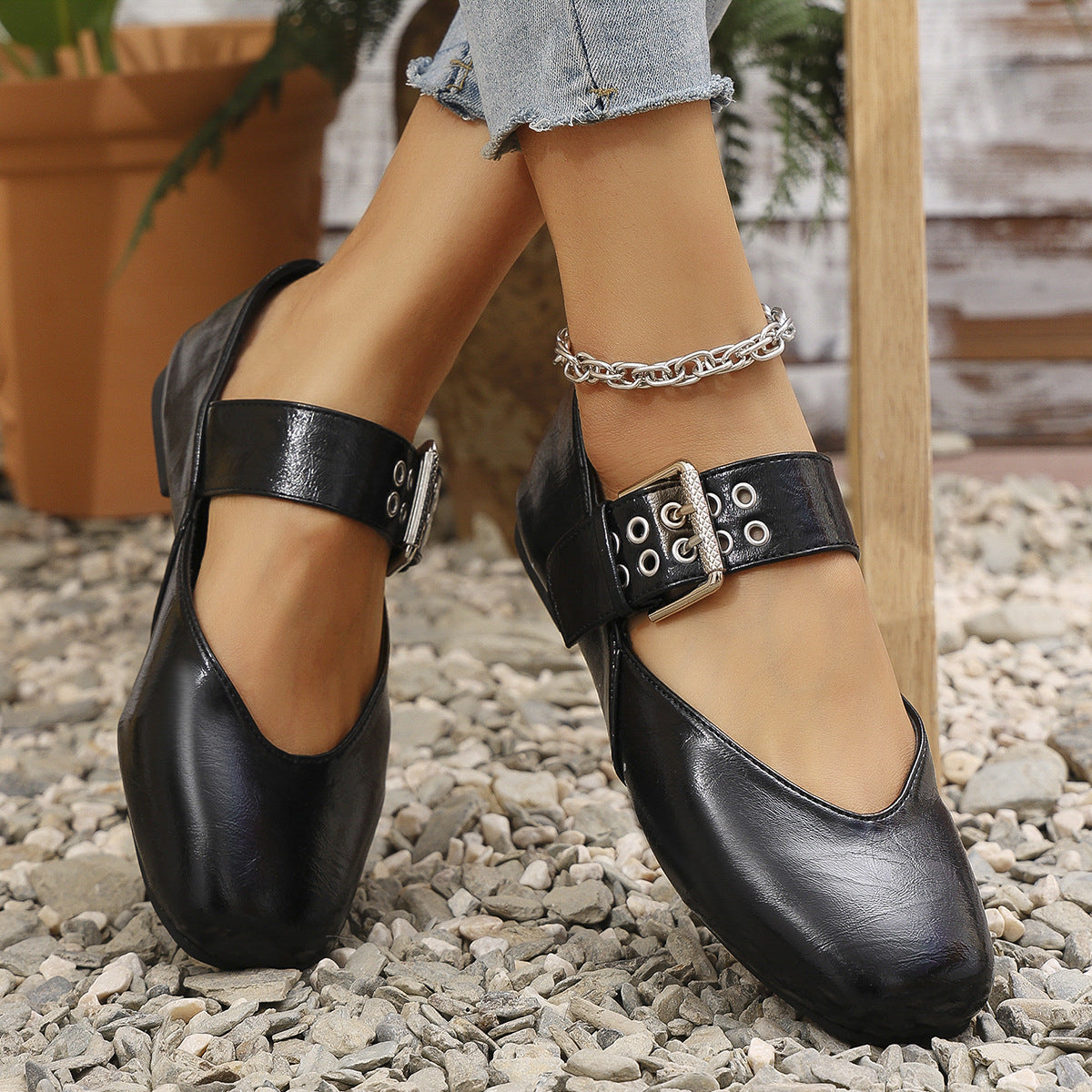 SquareToe Flats™ — Step Into Unstoppable Comfort and Bold, Head-Turning Style
