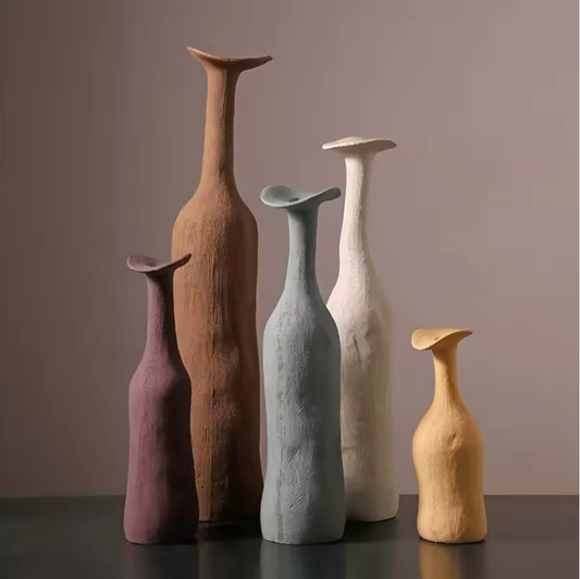 Elara — Handcrafted Nordic Ceramic Vase with Morandi Colors