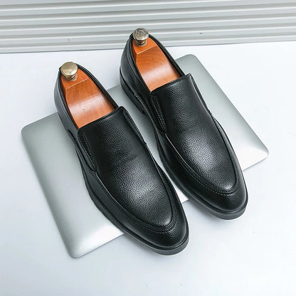 The Astor Slip-On™ — Crush Fatigue and Own Every Moment in Unmatched Comfort and Style