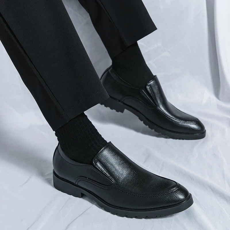The Astor Slip-On™ — Crush Fatigue and Own Every Moment in Unmatched Comfort and Style