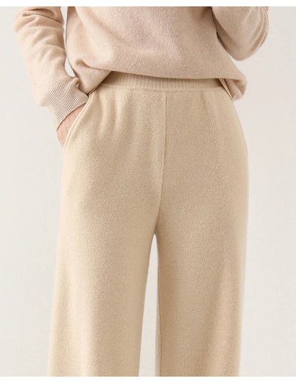 Liora — Merino Wool Wide-Leg Pants with High Waist and Pockets