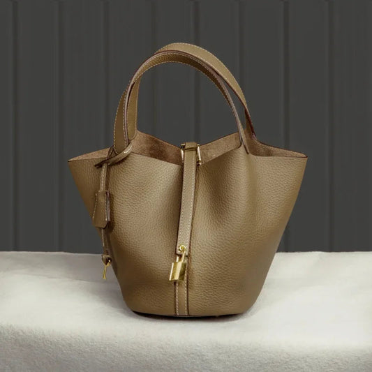 Liora — Handmade Full-Grain Leather Handbag with Zip Closure