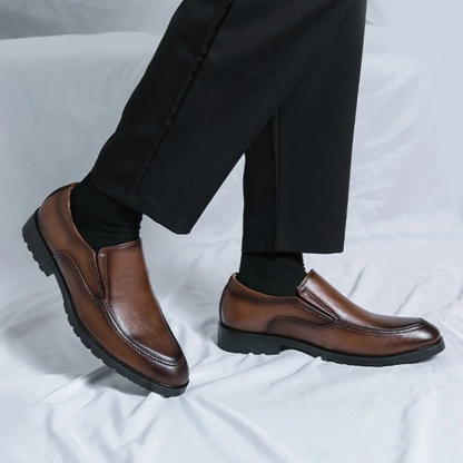 The Astor Slip-On™ — Crush Fatigue and Own Every Moment in Unmatched Comfort and Style