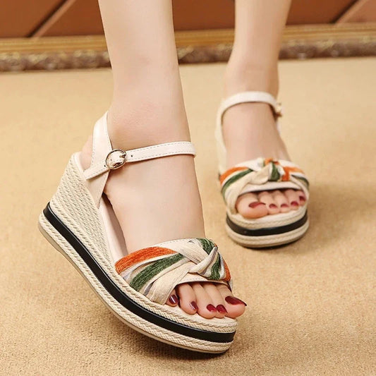 PlatformBow™ — Elevate Every Summer Step with Unstoppable Comfort and Style
