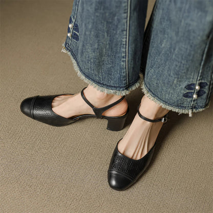 VintageStride™ — Step Confidently in Luxurious Comfort That Lasts All Day