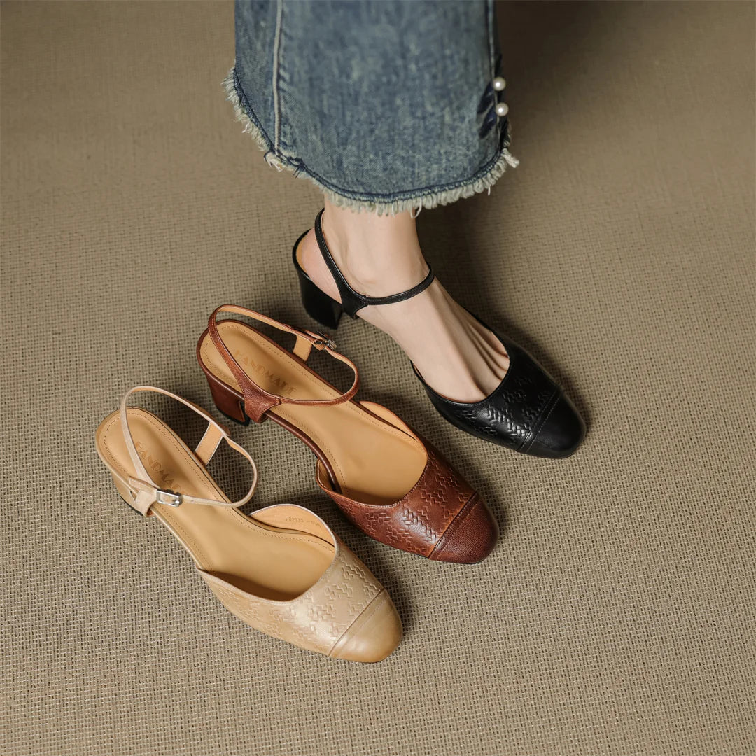 VintageStride™ — Step Confidently in Luxurious Comfort That Lasts All Day