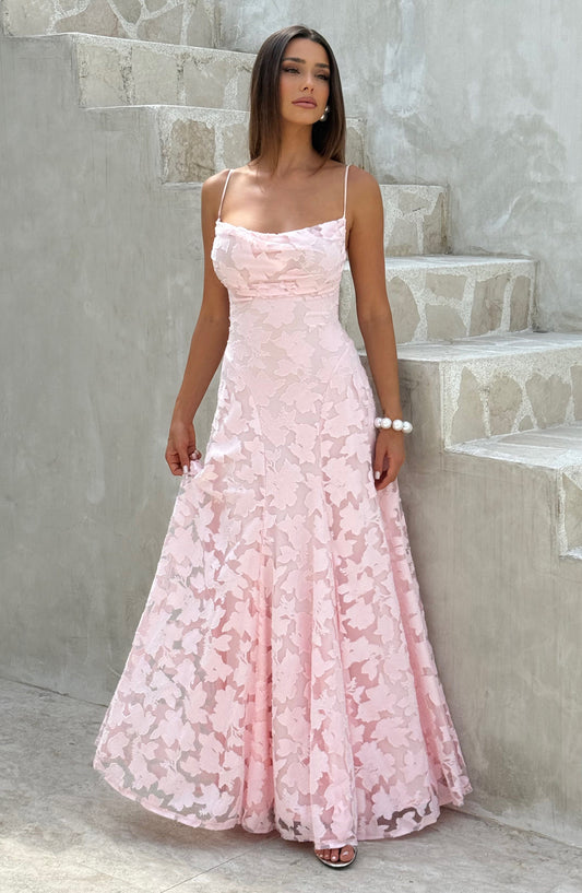 LuxeVera™ Dress — Unleash Bold Confidence with Featherlight Comfort and Show-Stopping Style