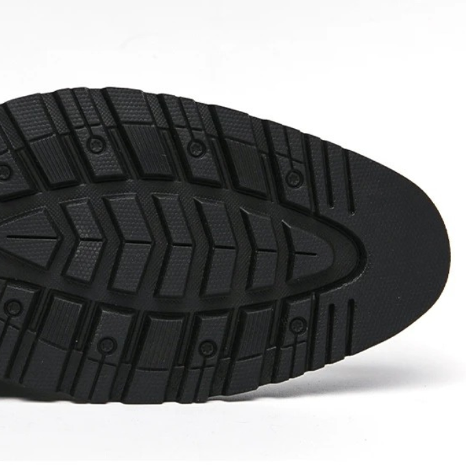 The Astor Slip-On™ — Crush Fatigue and Own Every Moment in Unmatched Comfort and Style