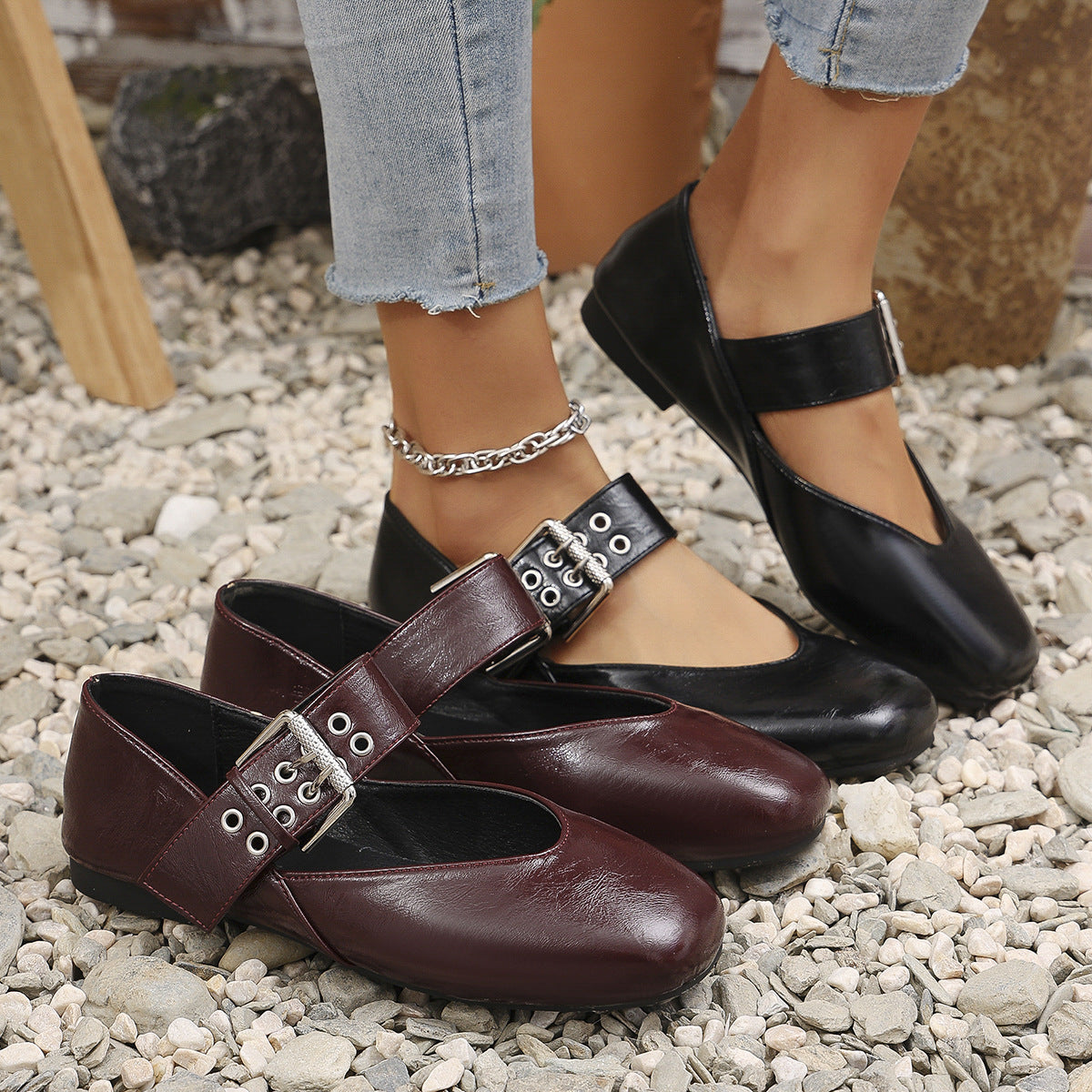 SquareToe Flats™ — Step Into Unstoppable Comfort and Bold, Head-Turning Style
