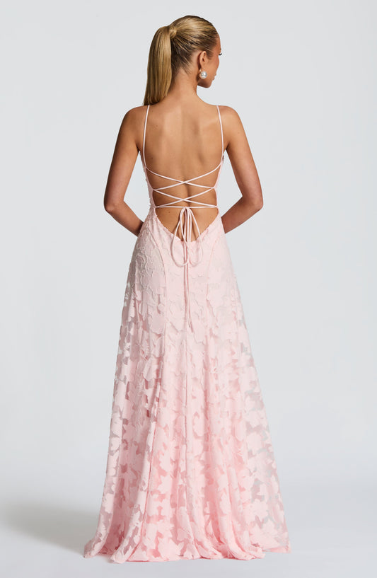 LuxeVera™ Dress — Unleash Bold Confidence with Featherlight Comfort and Show-Stopping Style