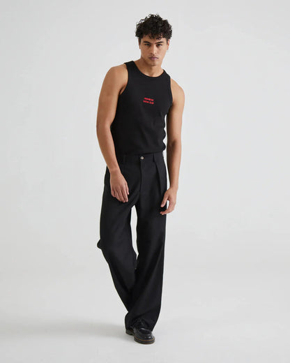 SoHo Pleated Pants™ — Stay Cool, Confident, and Sharp From Dawn to Dusk
