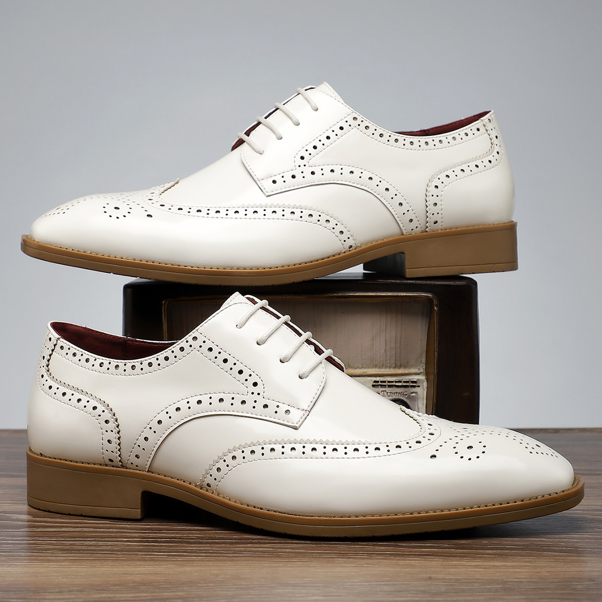 SH-CambridgeBrogue™ — Command Attention with All-Day Power and Style