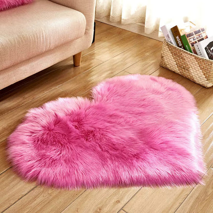 Liora — Soft Heart-Shaped Plush Rug with Non-Slip Backing
