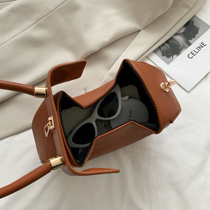 Averie Sculpted Handbag™ — Own Every Room with Bold, Unstoppable Confidence