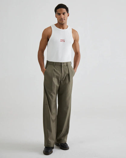 SoHo Pleated Pants™ — Stay Cool, Confident, and Sharp From Dawn to Dusk