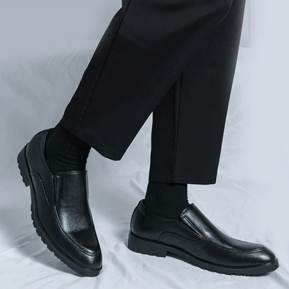 The Astor Slip-On™ — Crush Fatigue and Own Every Moment in Unmatched Comfort and Style