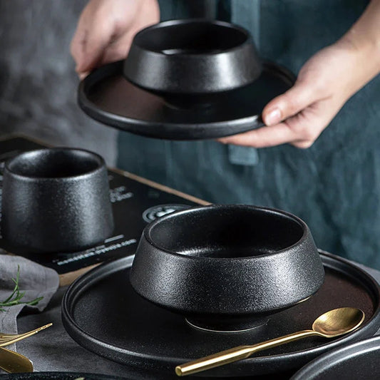Selari — Minimalist 9-Piece Stoneware Dining Set with Matte Finish