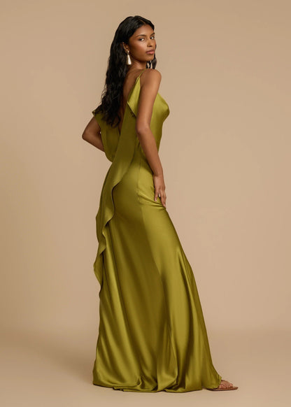 Odessa Dress™ — Turn Heads Instantly with Silky Confidence and Unstoppable Allure