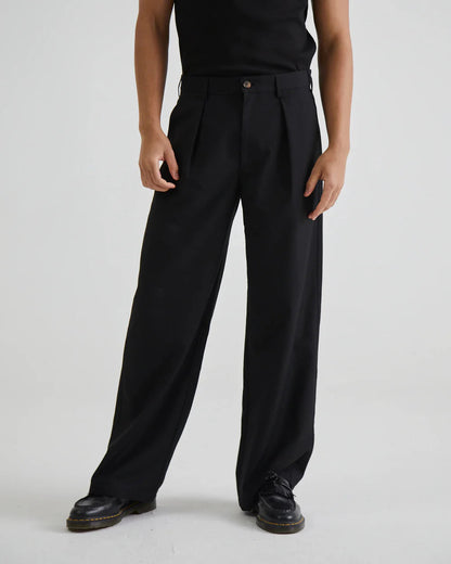 SoHo Pleated Pants™ — Stay Cool, Confident, and Sharp From Dawn to Dusk