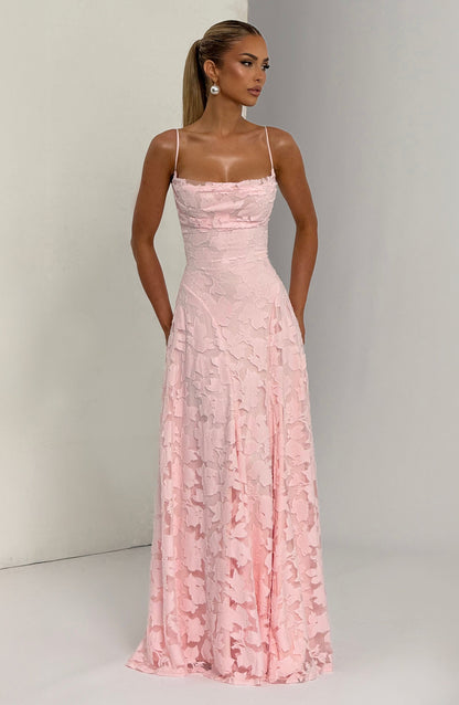 LuxeVera™ Dress — Unleash Bold Confidence with Featherlight Comfort and Show-Stopping Style
