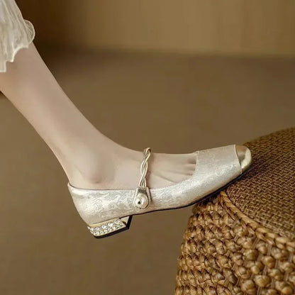 Aloria Silk Pumps — Vintage Style with Pearl Strap and Low Heel