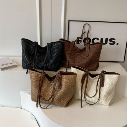 Arlenna — Woven Tote Bag with Spacious Lightweight Design