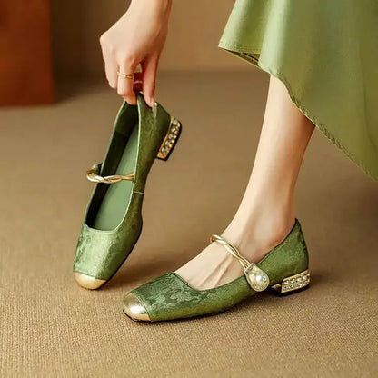 Aloria Silk Pumps — Vintage Style with Pearl Strap and Low Heel