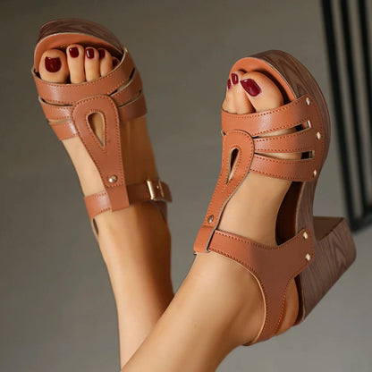 SilqueVibe™ — Command Every Step with Head-Turning Confidence and All-Day Comfort