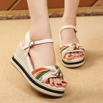 PlatformBow™ — Elevate Every Summer Step with Unstoppable Comfort and Style