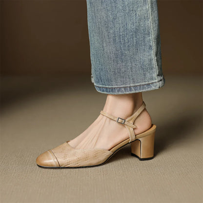 VintageStride™ — Step Confidently in Luxurious Comfort That Lasts All Day