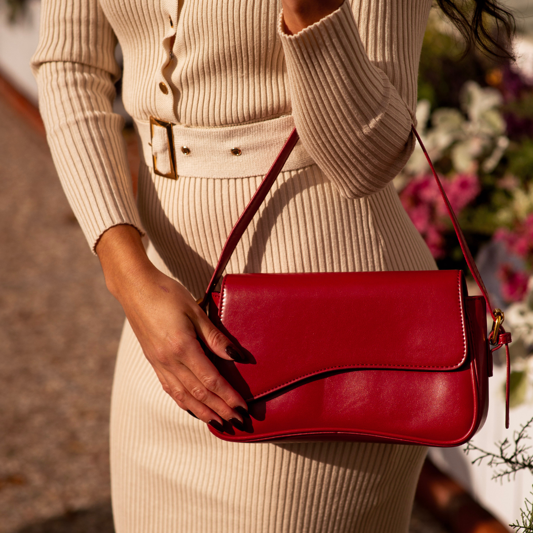 Aria™ — Carry Confidence Everywhere with Effortless Style and Ethical Luxury
