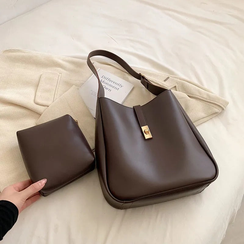 VantaLuxe™ Shoulder Bag — Own Every Room with Effortless Power and Timeless Sophistication