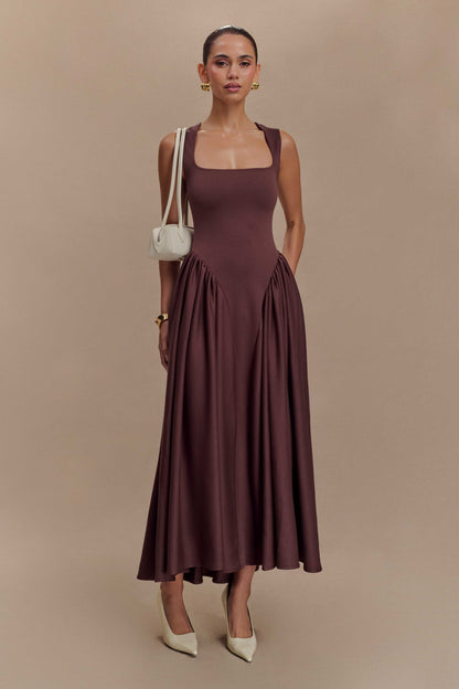 Alvani — Flattering Midi Dress with Structured Fit and Full Skirt