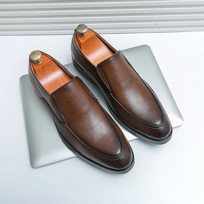 The Astor Slip-On™ — Crush Fatigue and Own Every Moment in Unmatched Comfort and Style