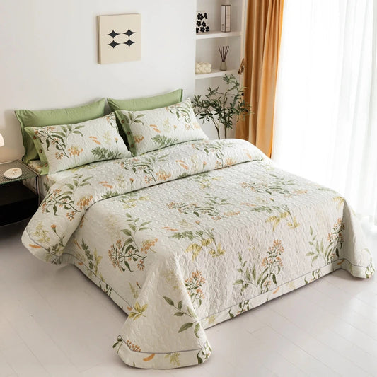 Lucera Botanical Quilt™ — Drift Into Cool, Calm Nights Without a Sweat