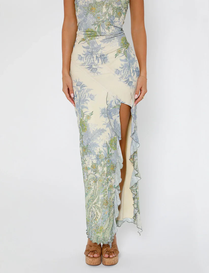 Elara Maxi Dress — Strapless Floral Ruched Dress with Ruffle Slit