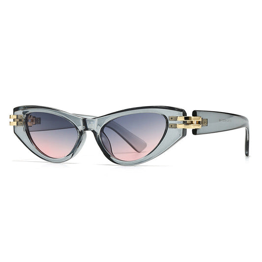 Vessara — Retro Cat-Eye Sunglasses with Gradient UV Protection