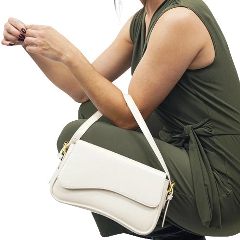 Aria™ — Carry Confidence Everywhere with Effortless Style and Ethical Luxury