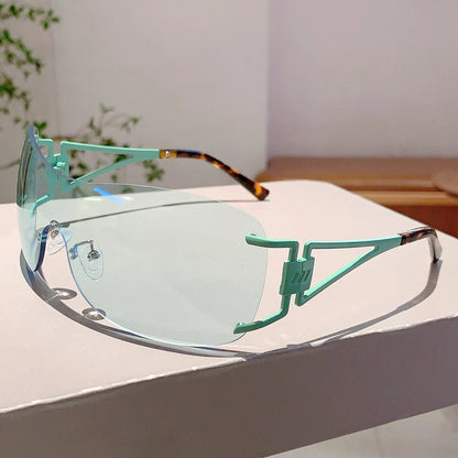 Lioren Shield — Oversized Wraparound Sunglasses with UV400 Protection