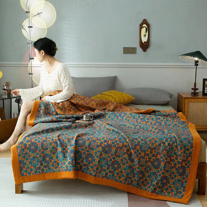 Liora — Reversible Six-Layer Organic Cotton Quilt with Patterned Design