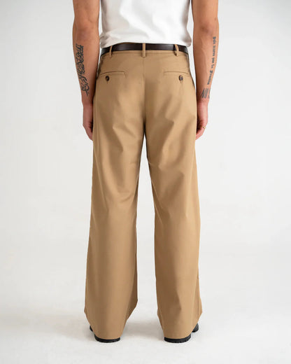 SoHo Pleated Pants™ — Stay Cool, Confident, and Sharp From Dawn to Dusk